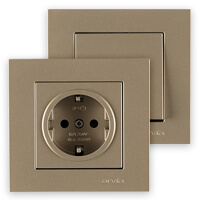 Arvia Karen Титан